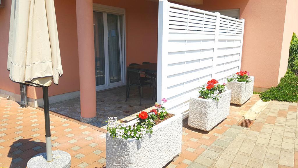 Apartments Simag Баньоле Екстериор снимка
