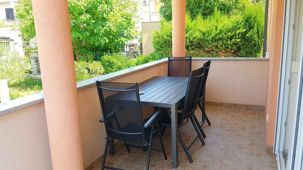 Apartments Simag Баньоле Екстериор снимка