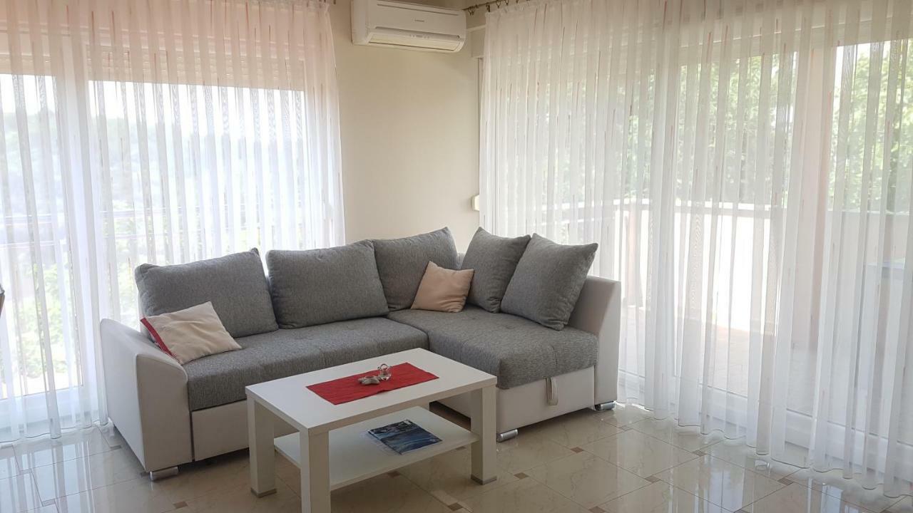 Apartments Simag Баньоле Екстериор снимка